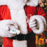 Så påverkar julmat och alkohol dina läkemedel – apotekaren svarar